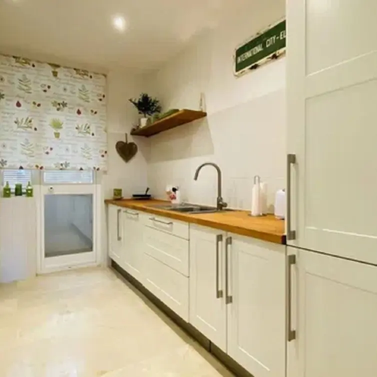 Sale of ground floor apartment in Elviria
