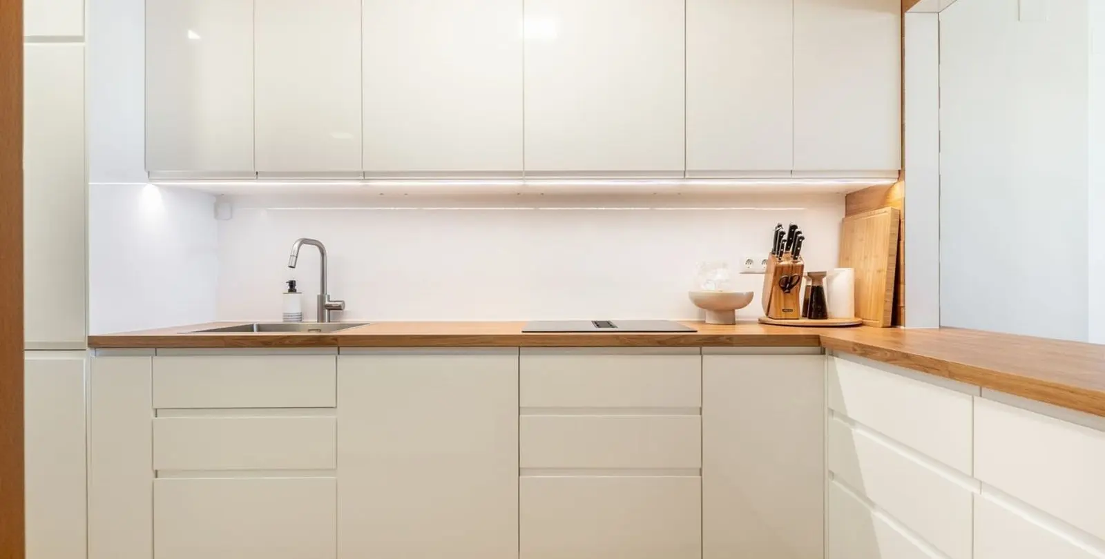 Sale of ground floor apartment in El Paraiso 16