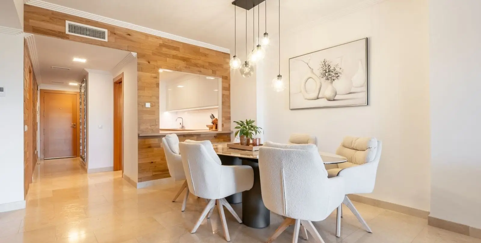 Sale of ground floor apartment in El Paraiso 19