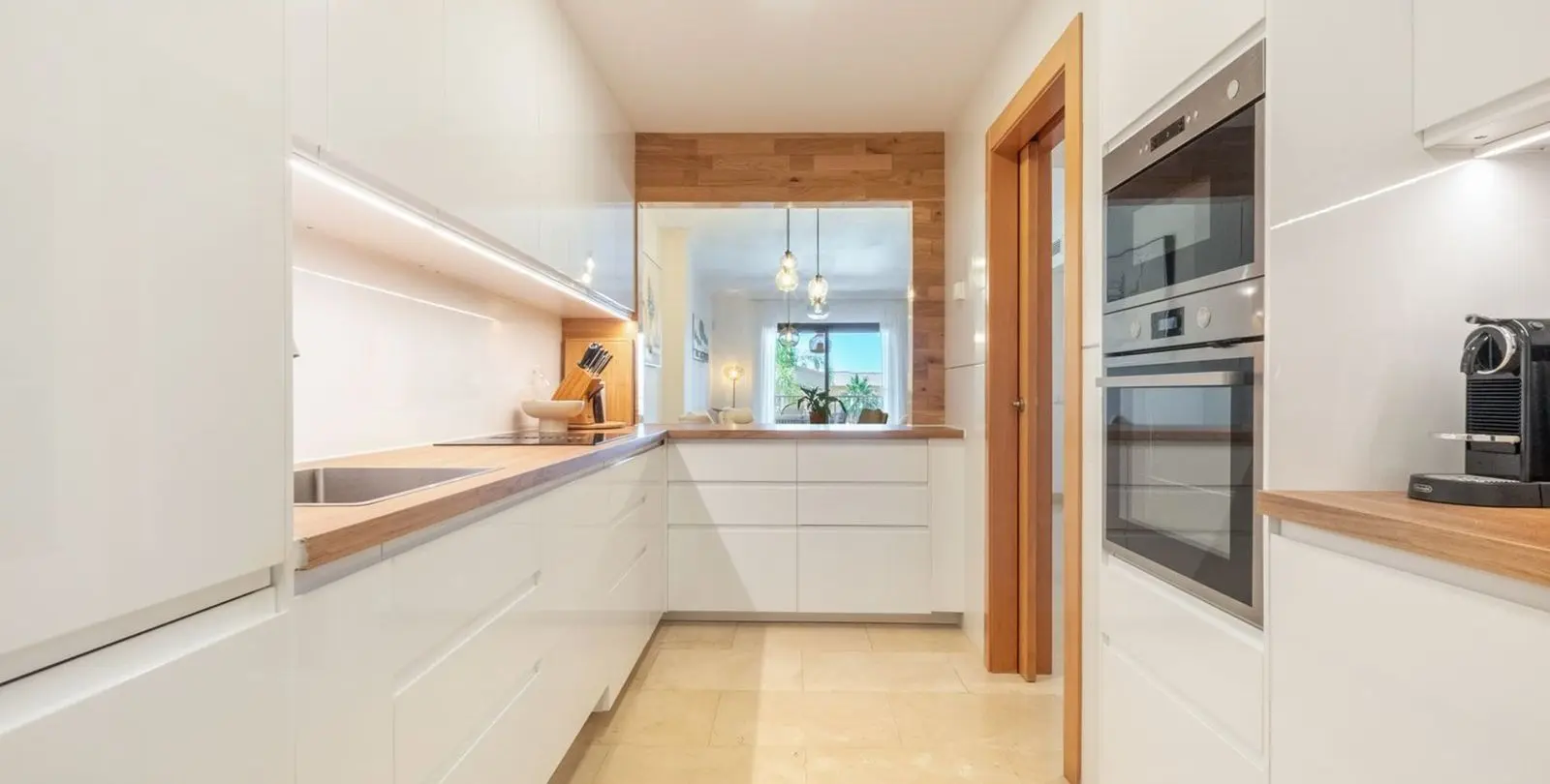 Sale of ground floor apartment in El Paraiso 21