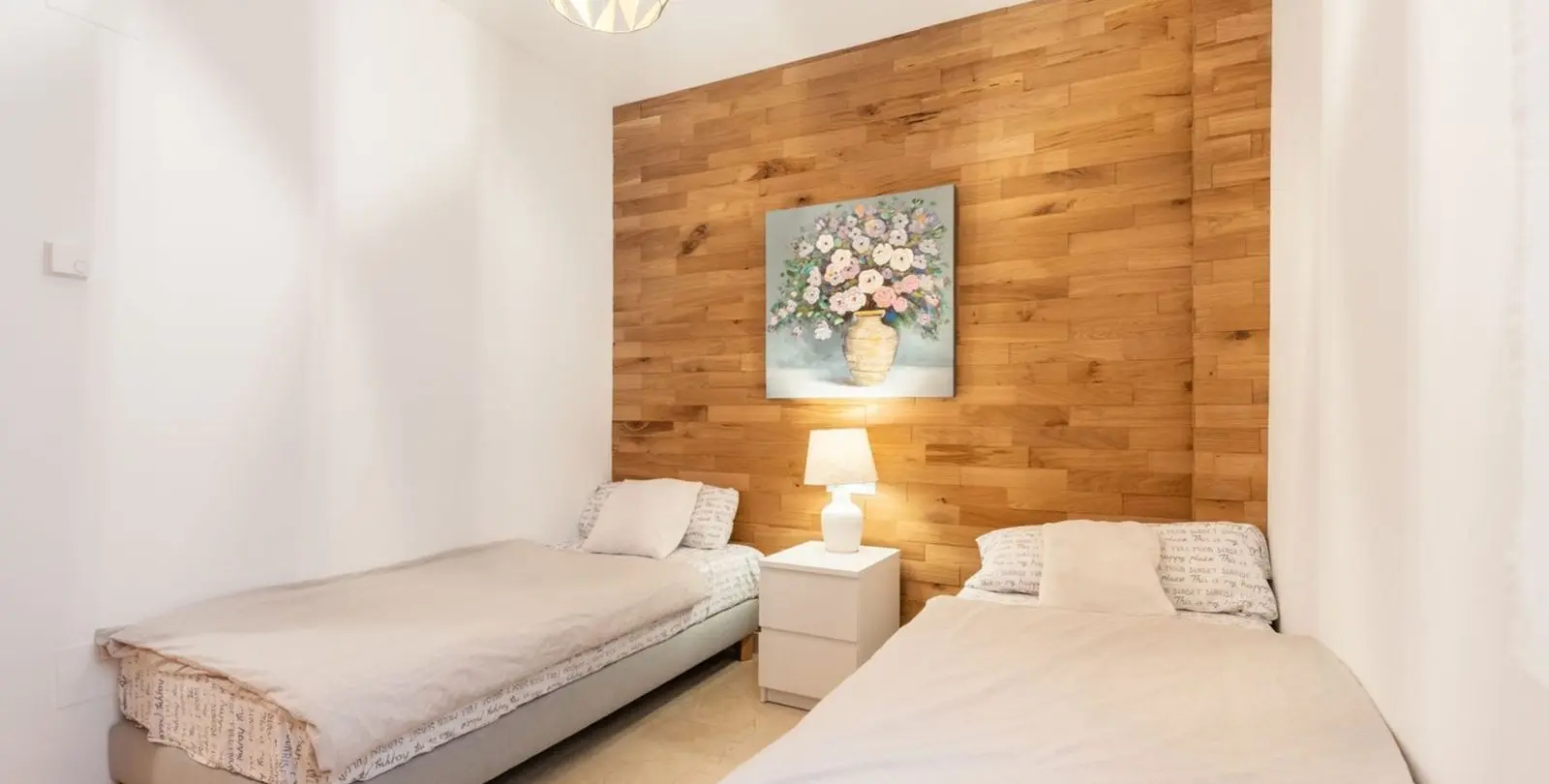 Sale of ground floor apartment in El Paraiso 32