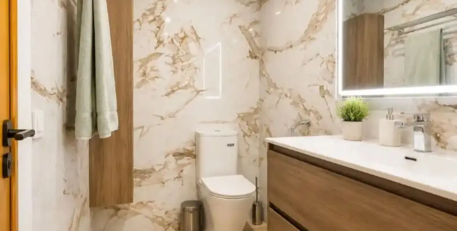 Venta de apartamento en planta media en Marbella 23