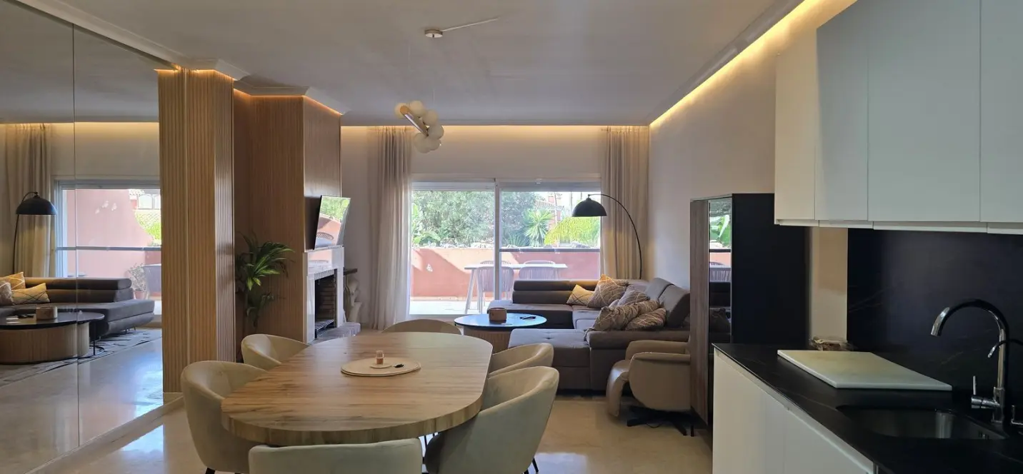Sale of penthouse duplex in New Golden Mile 0