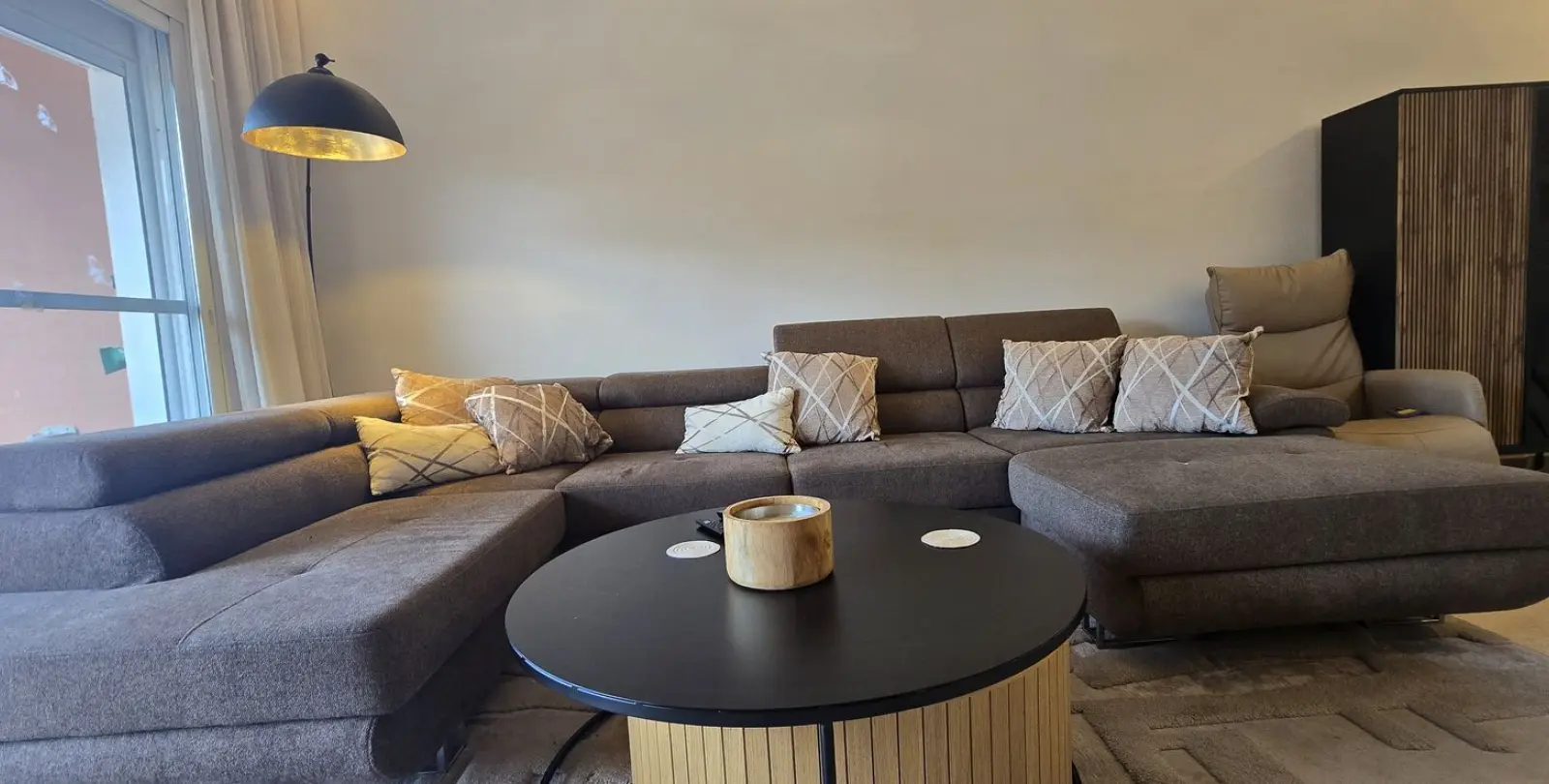 Sale of penthouse duplex in New Golden Mile 2