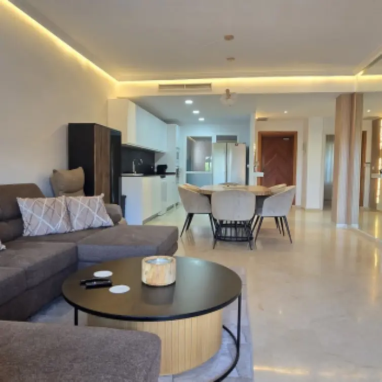 Sale of penthouse duplex in New Golden Mile