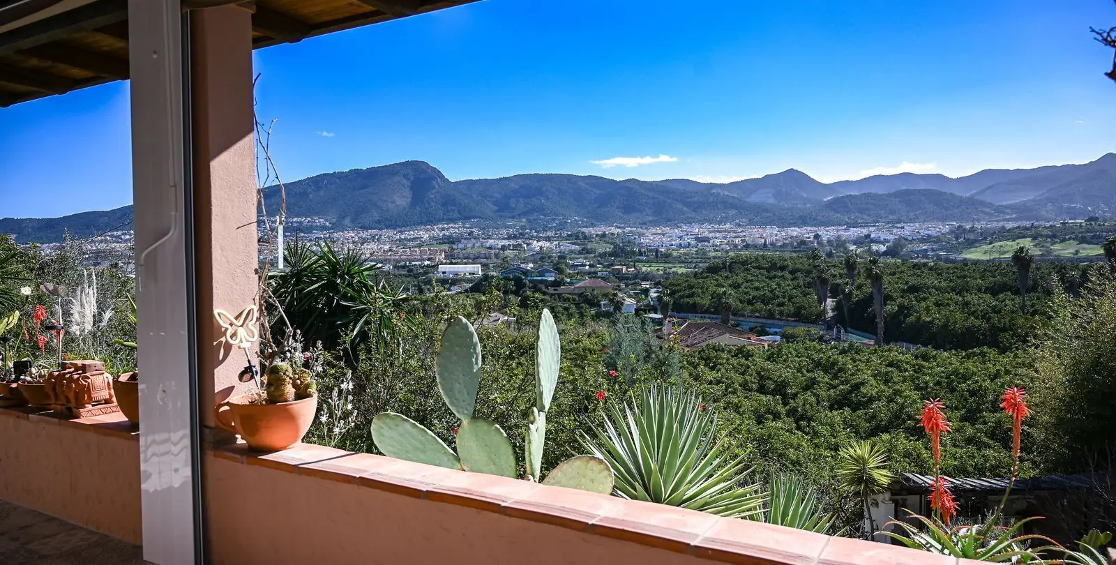 Sale of detached villa in Alhaurín de la Torre 31