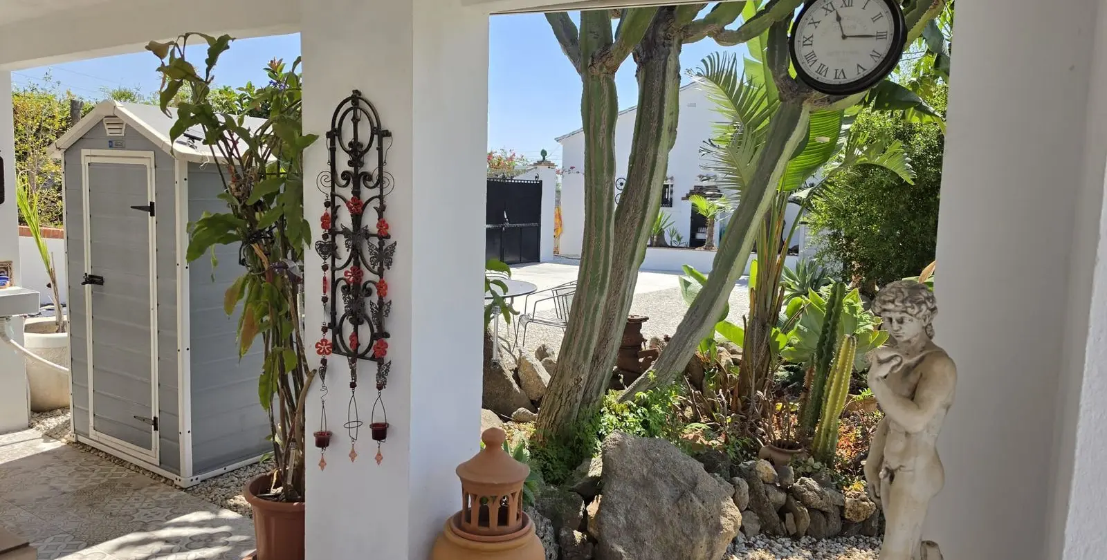 Sale of detached villa in Alhaurín de la Torre 36