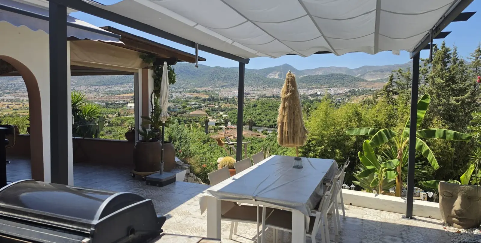 Sale of detached villa in Alhaurín de la Torre 40