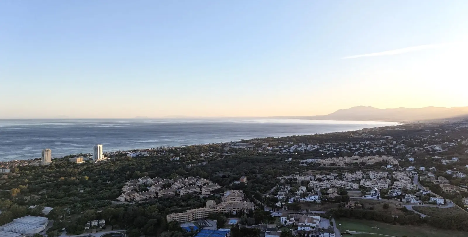 Sale of detached villa in Elviria 45