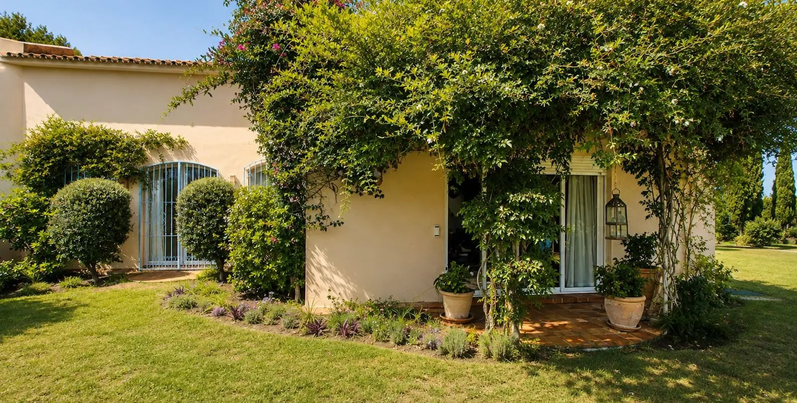 Sale of detached villa in La Quinta 40
