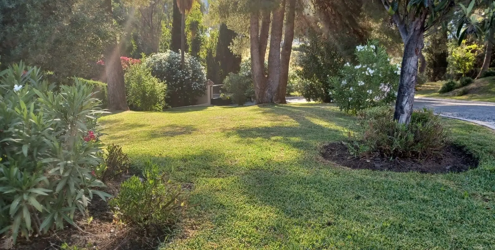 Venta de villa independiente en La Quinta 71