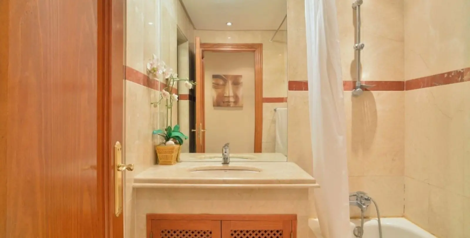 Long-term rent of ground floor apartment in Costalita 12
