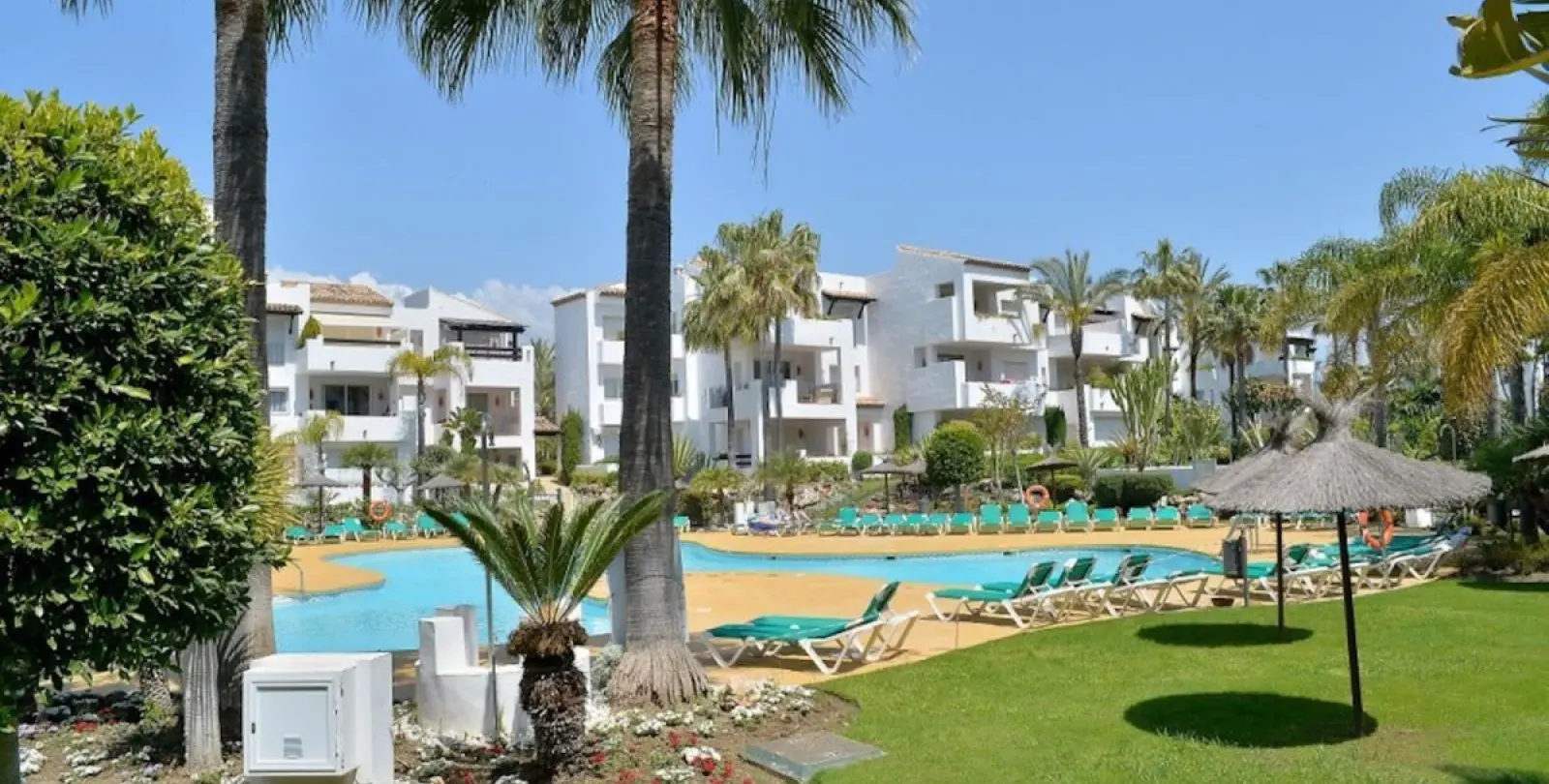 Long-term rent of ground floor apartment in Costalita 15