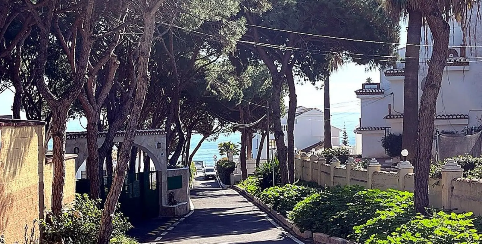 Sale of penthouse in Calahonda 20