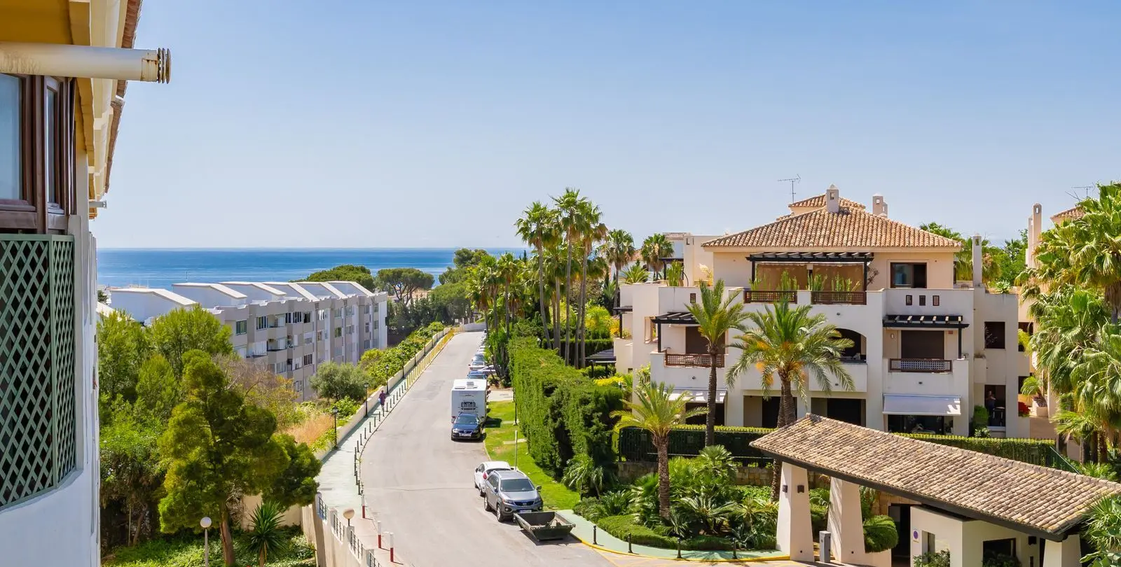 Продажа двухуровневого пентхауса в Nueva Andalucía 15