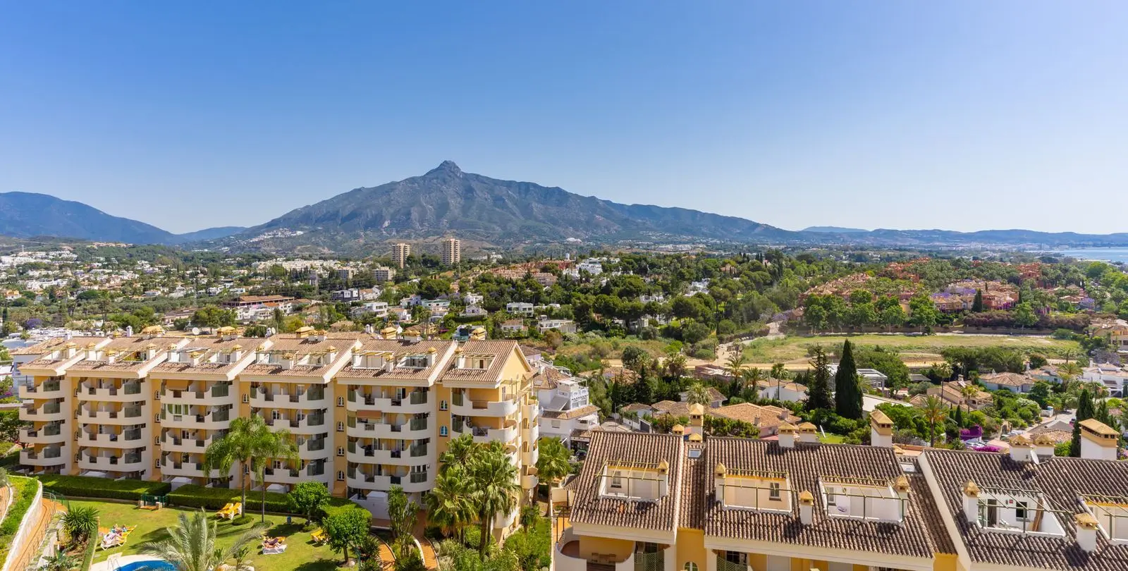 Продажа двухуровневого пентхауса в Nueva Andalucía 16