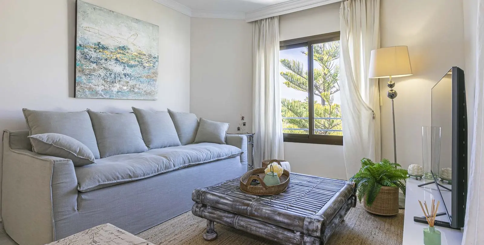 Продажа двухуровневого пентхауса в Elviria 2