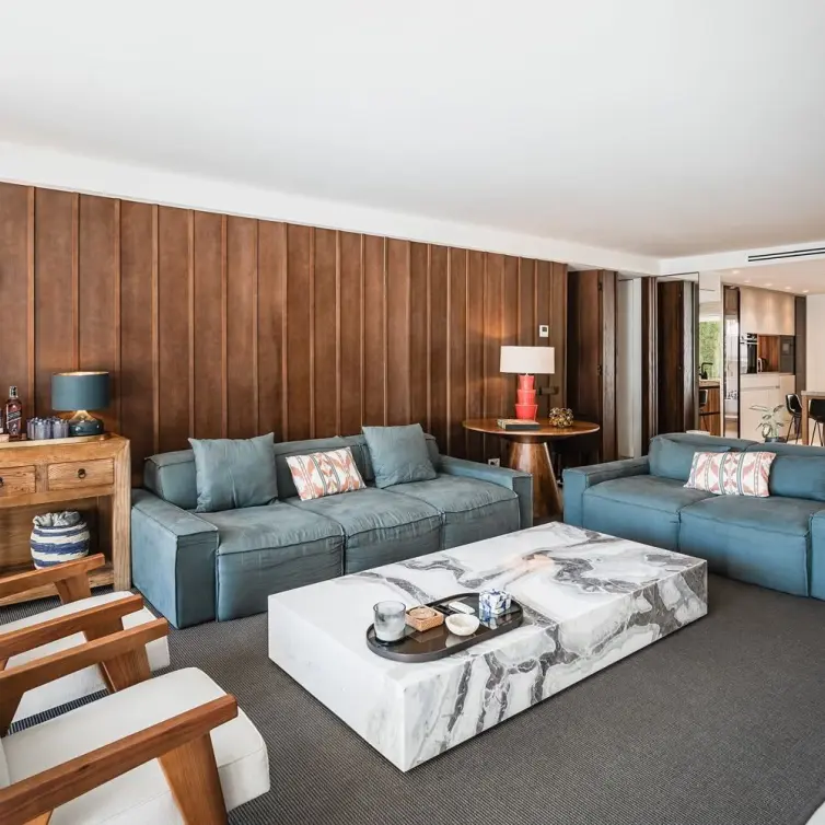 Venta de apartamento en planta media en The Golden Mile