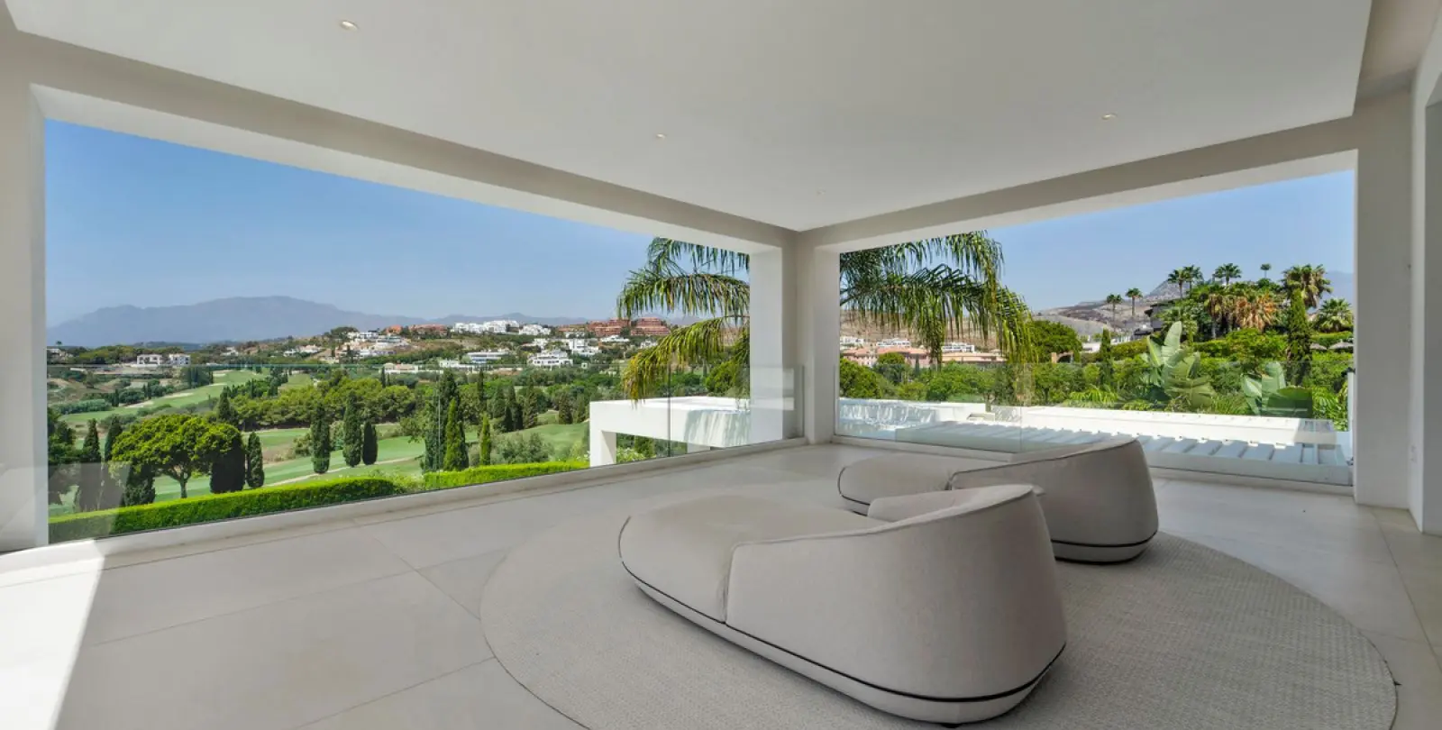 Long-term rent of detached villa in Benahavís 19
