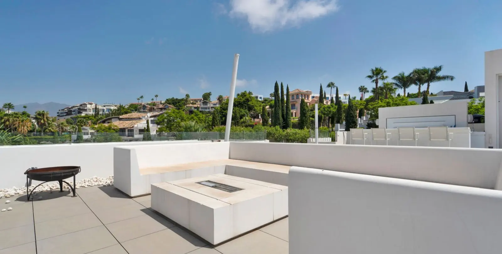 Long-term rent of detached villa in Benahavís 46