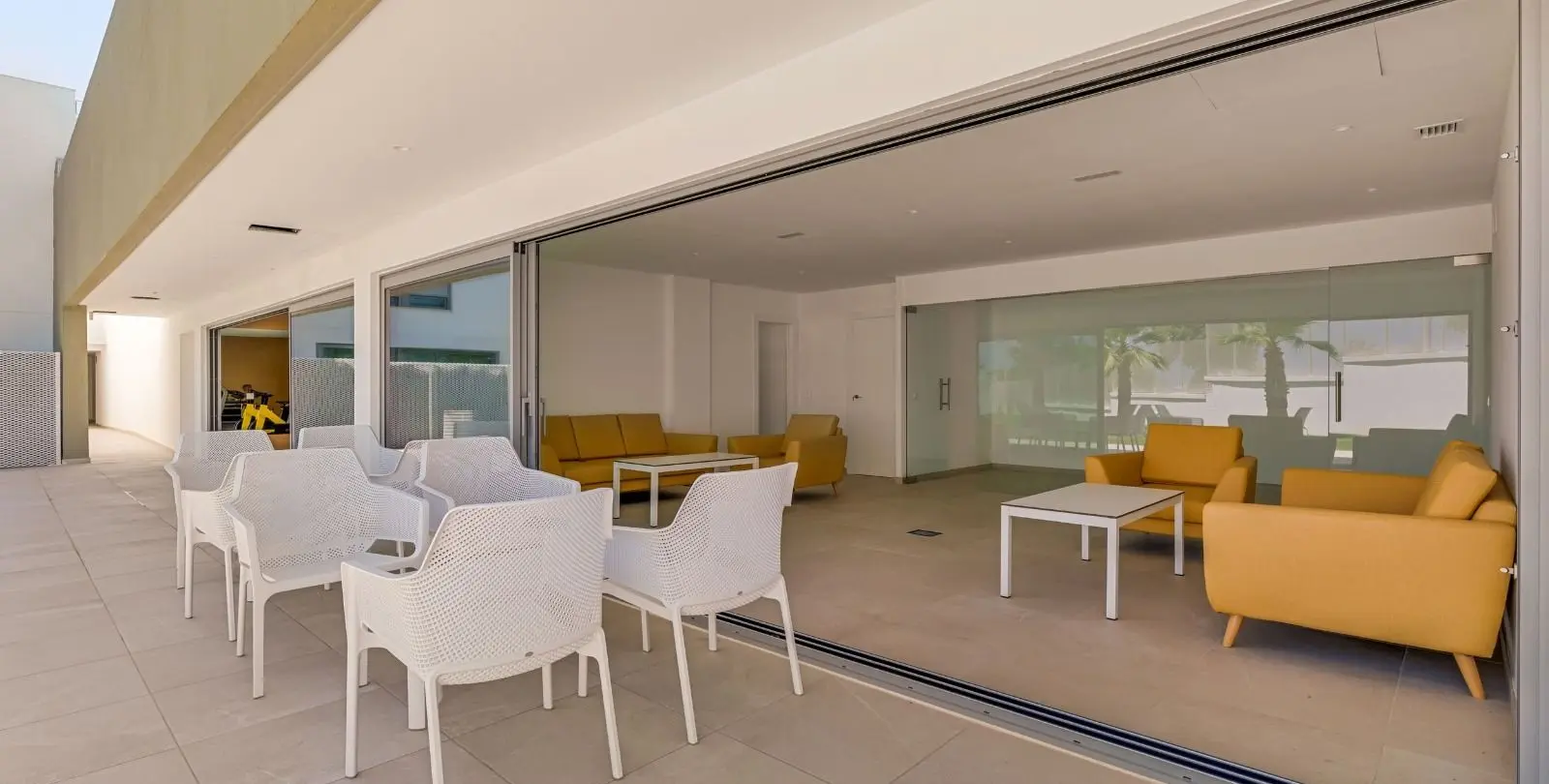 Sale of middle floor apartment in Estepona 23