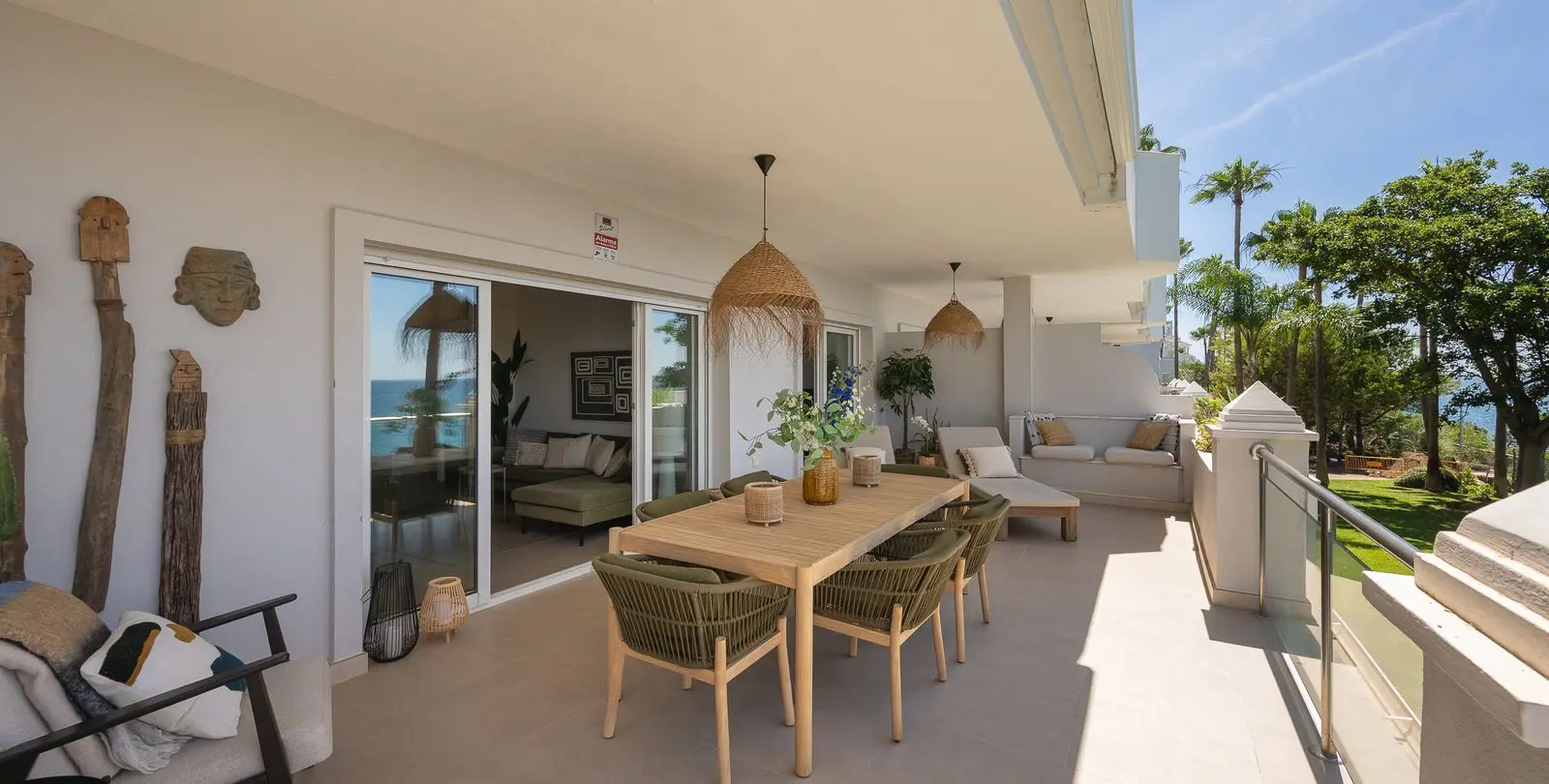 Продажа апартаментов на среднем этаже в Estepona 3