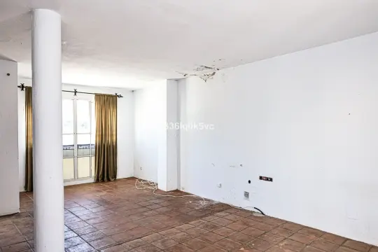 Image 6 thumb