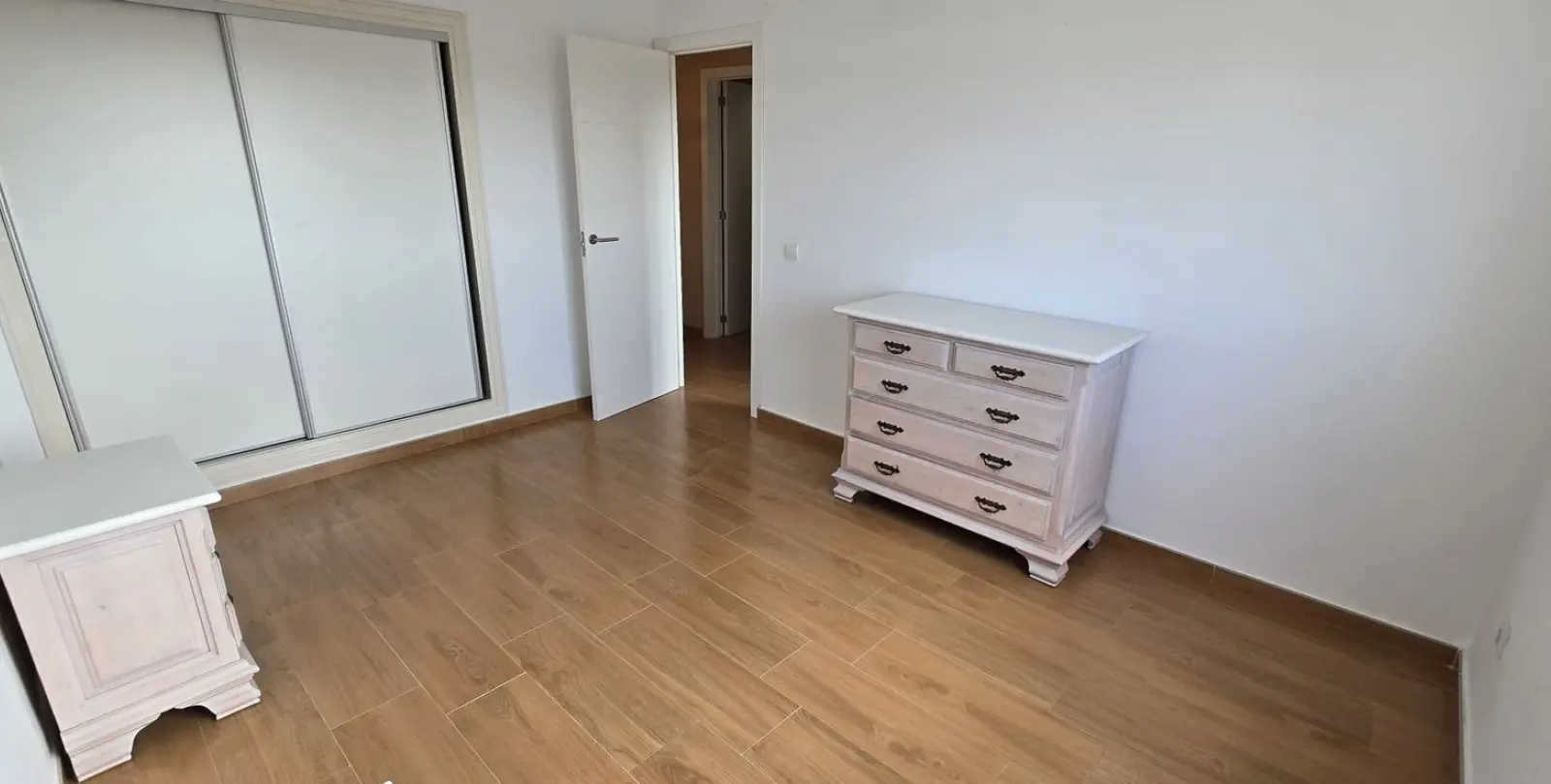 Продажа апартаментов на среднем этаже в San Pedro de Alcántara 20
