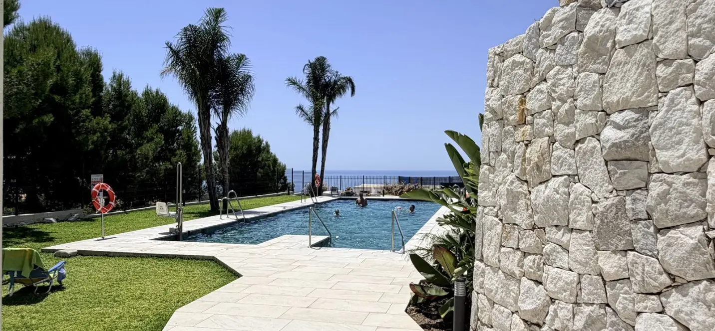 Продажа апартаментов на среднем этаже в Benalmadena 4