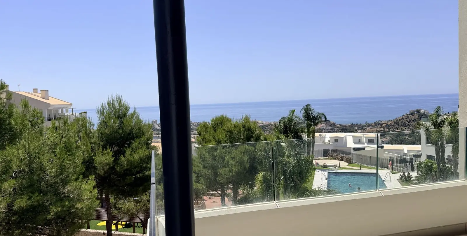 Venta de apartamento en planta media en Benalmadena 13