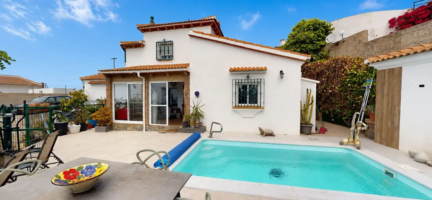 Venta de villa independiente en Arenas 1