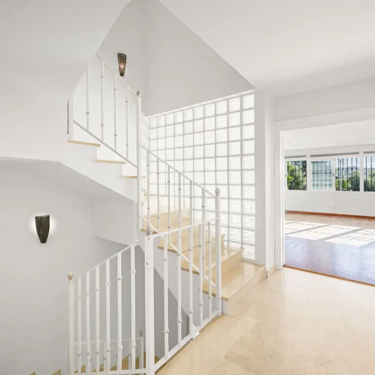 Venta de casa pareada en Nueva Andalucía