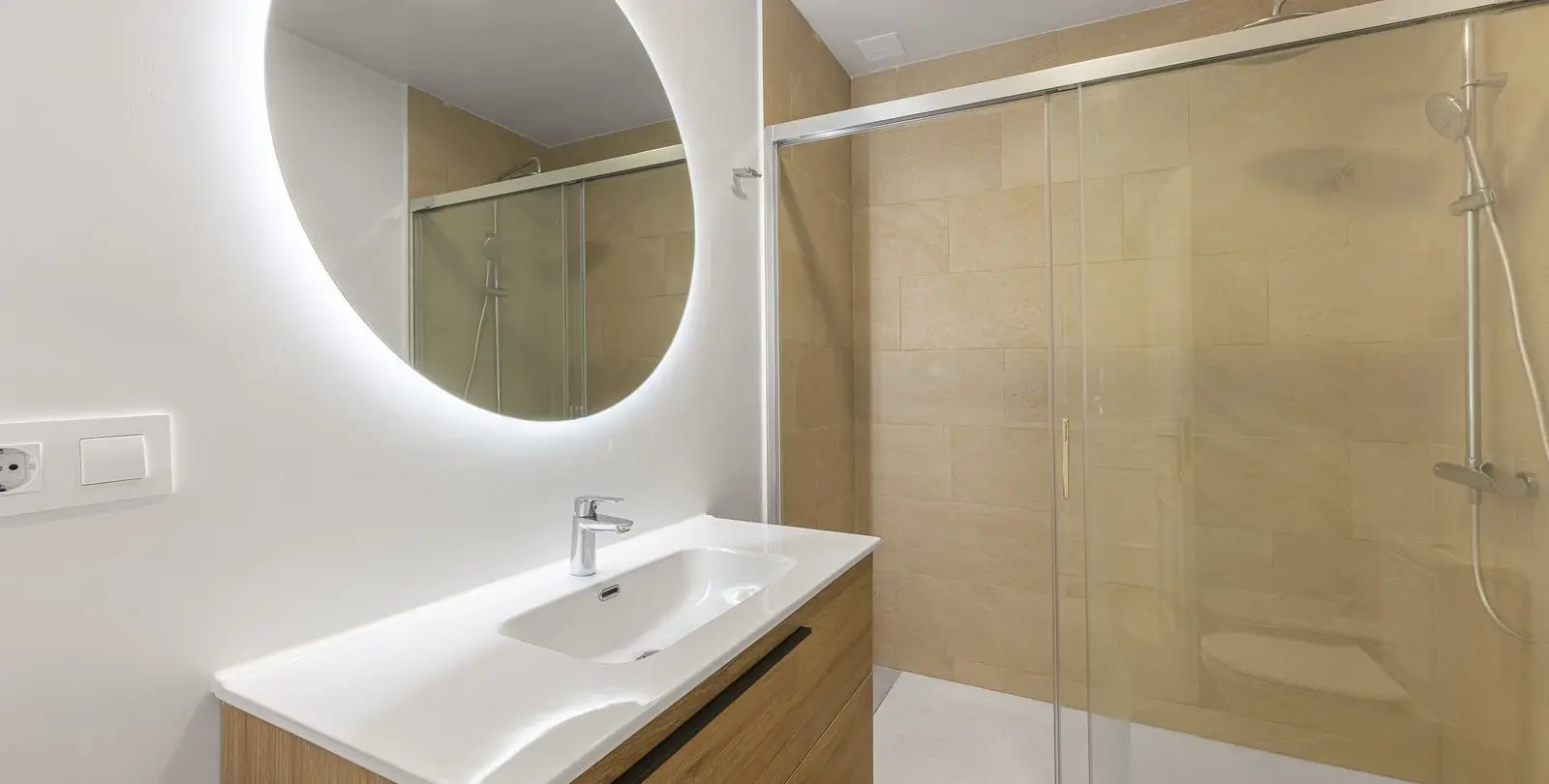 Venta de casa pareada en Nueva Andalucía 22