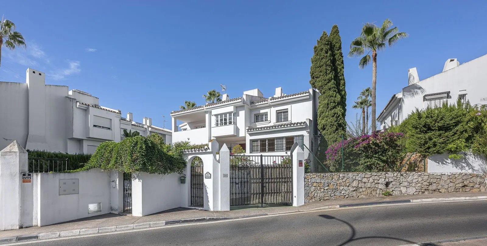 Venta de casa pareada en Nueva Andalucía 29
