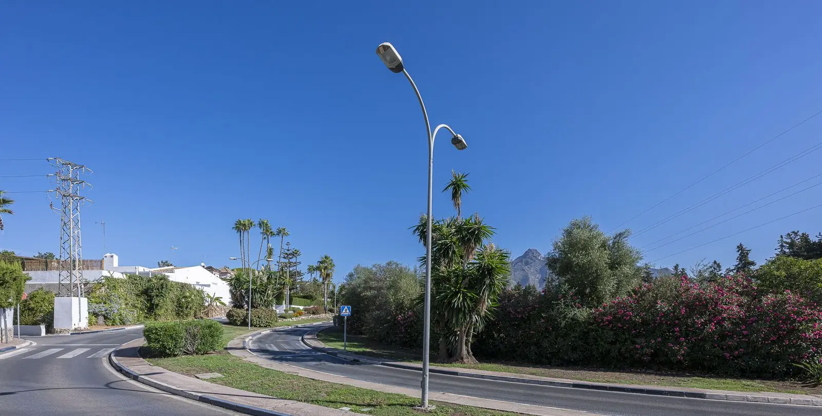 Venta de casa pareada en Nueva Andalucía 30