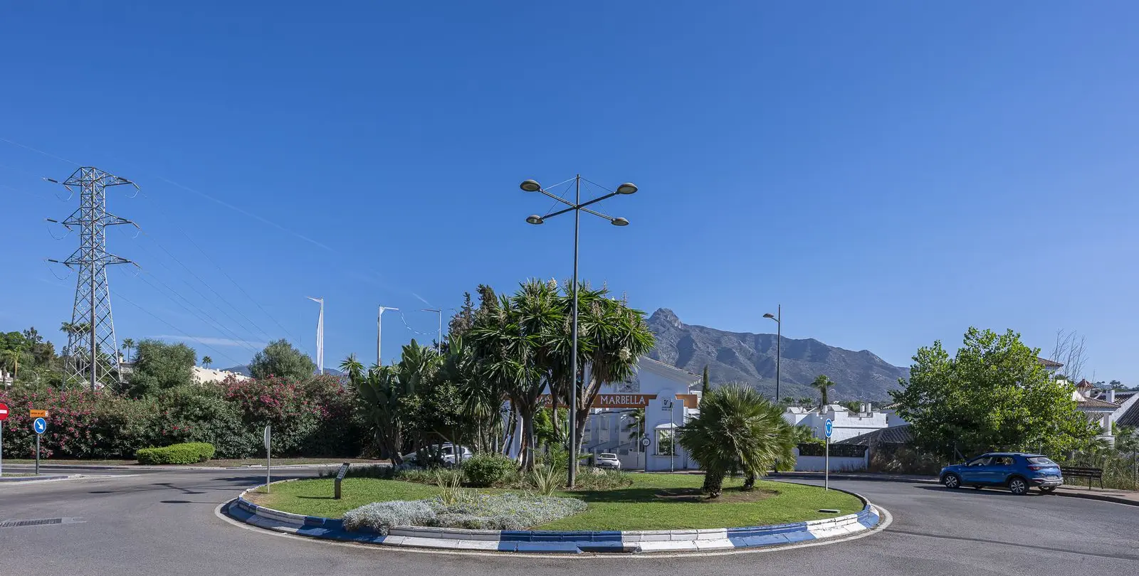 Venta de casa pareada en Nueva Andalucía 34