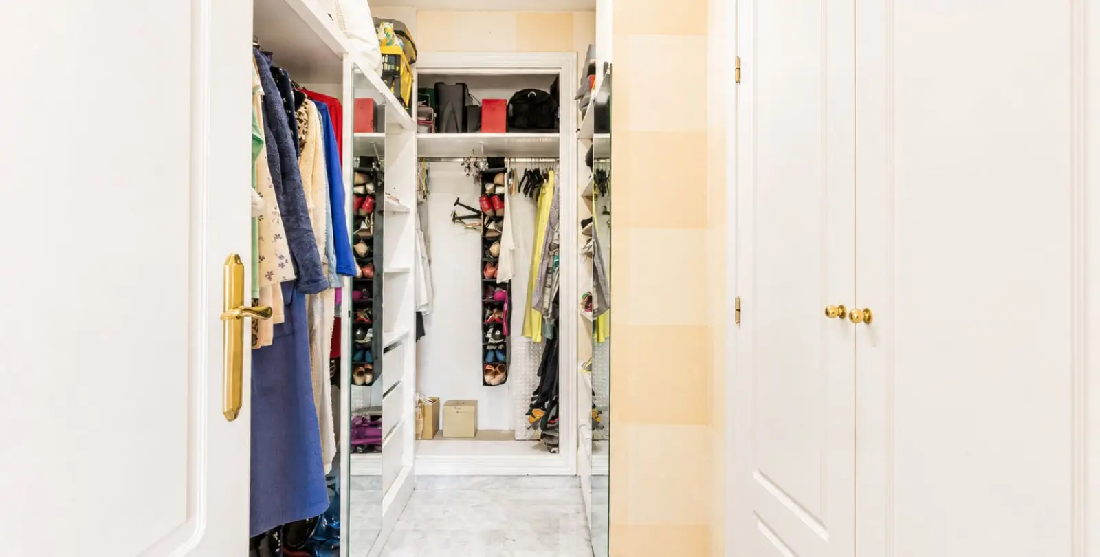 Venta de ático dúplex en Guadalmina Baja 23