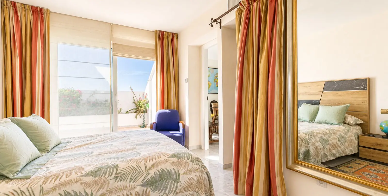 Venta de ático dúplex en Guadalmina Baja 26