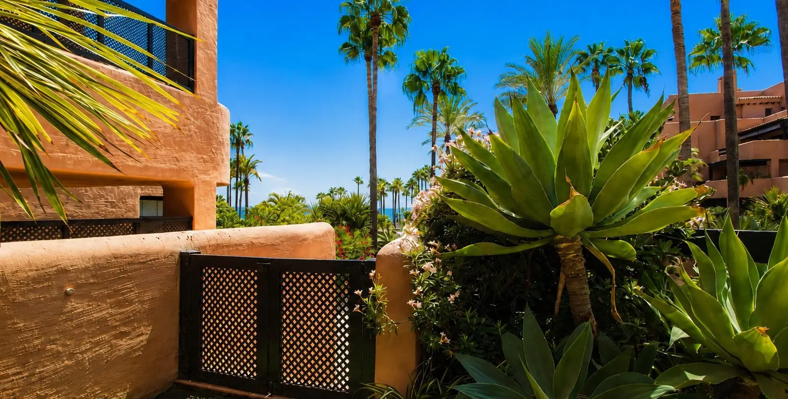 Venta de apartamento en planta baja en Estepona 5