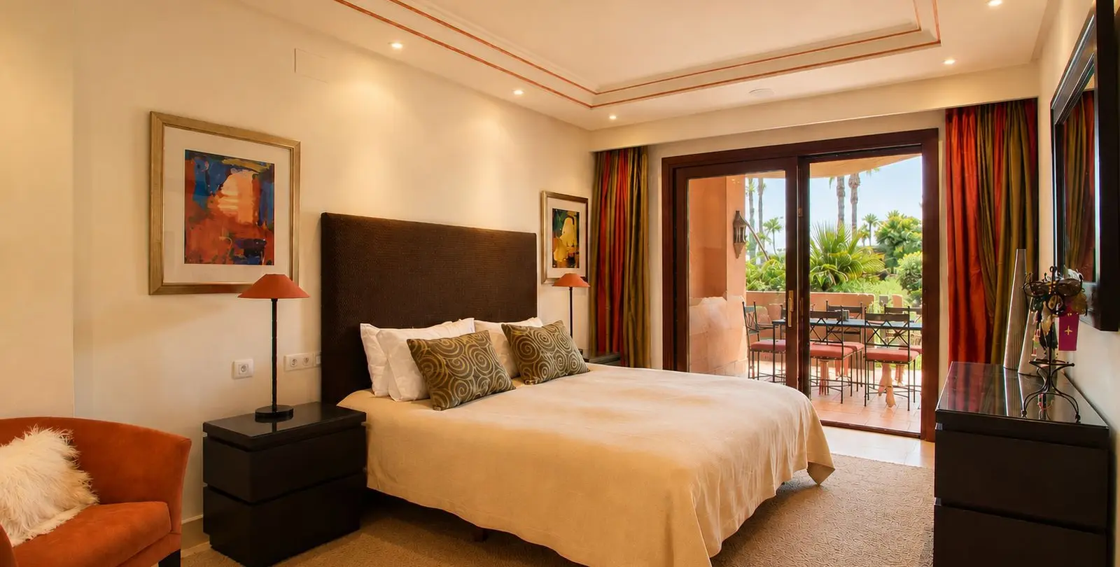 Venta de apartamento en planta baja en Estepona 9