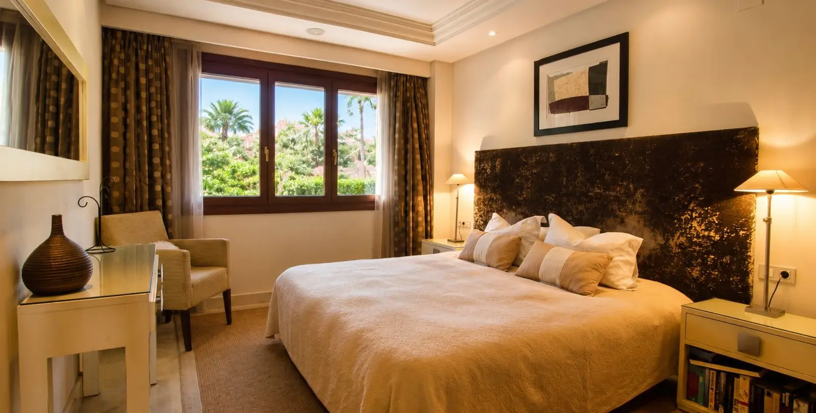 Venta de apartamento en planta baja en Estepona 12