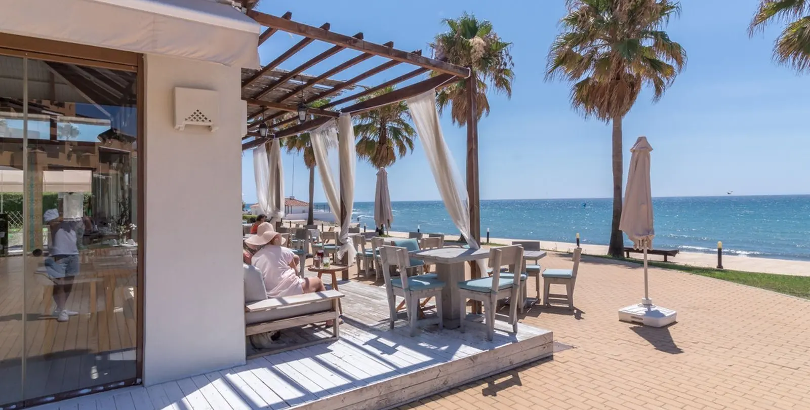 Venta de apartamento en planta baja en Estepona 50