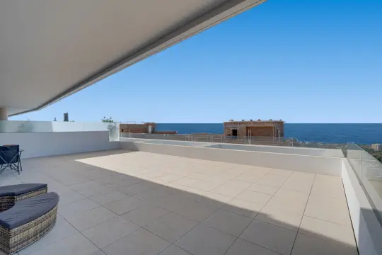 Image 6 thumb