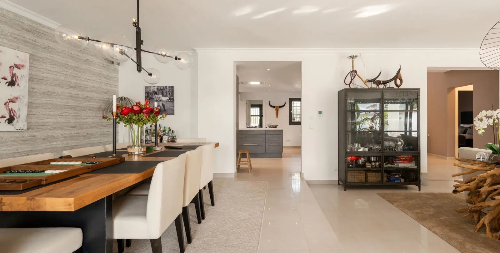 Venta de villa independiente en Nueva Andalucía 8