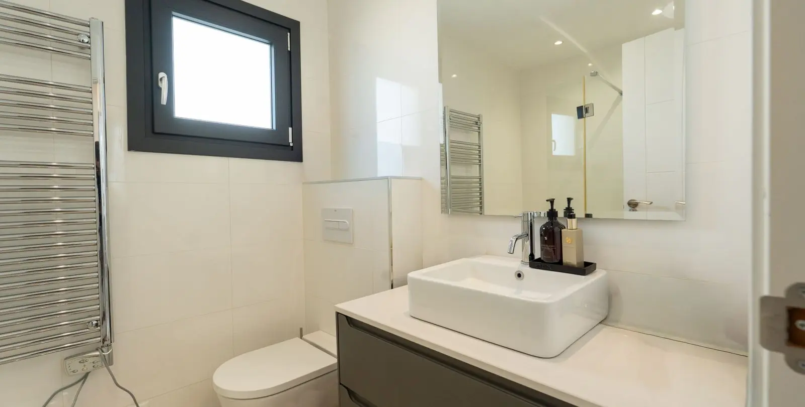 Venta de villa independiente en Nueva Andalucía 30