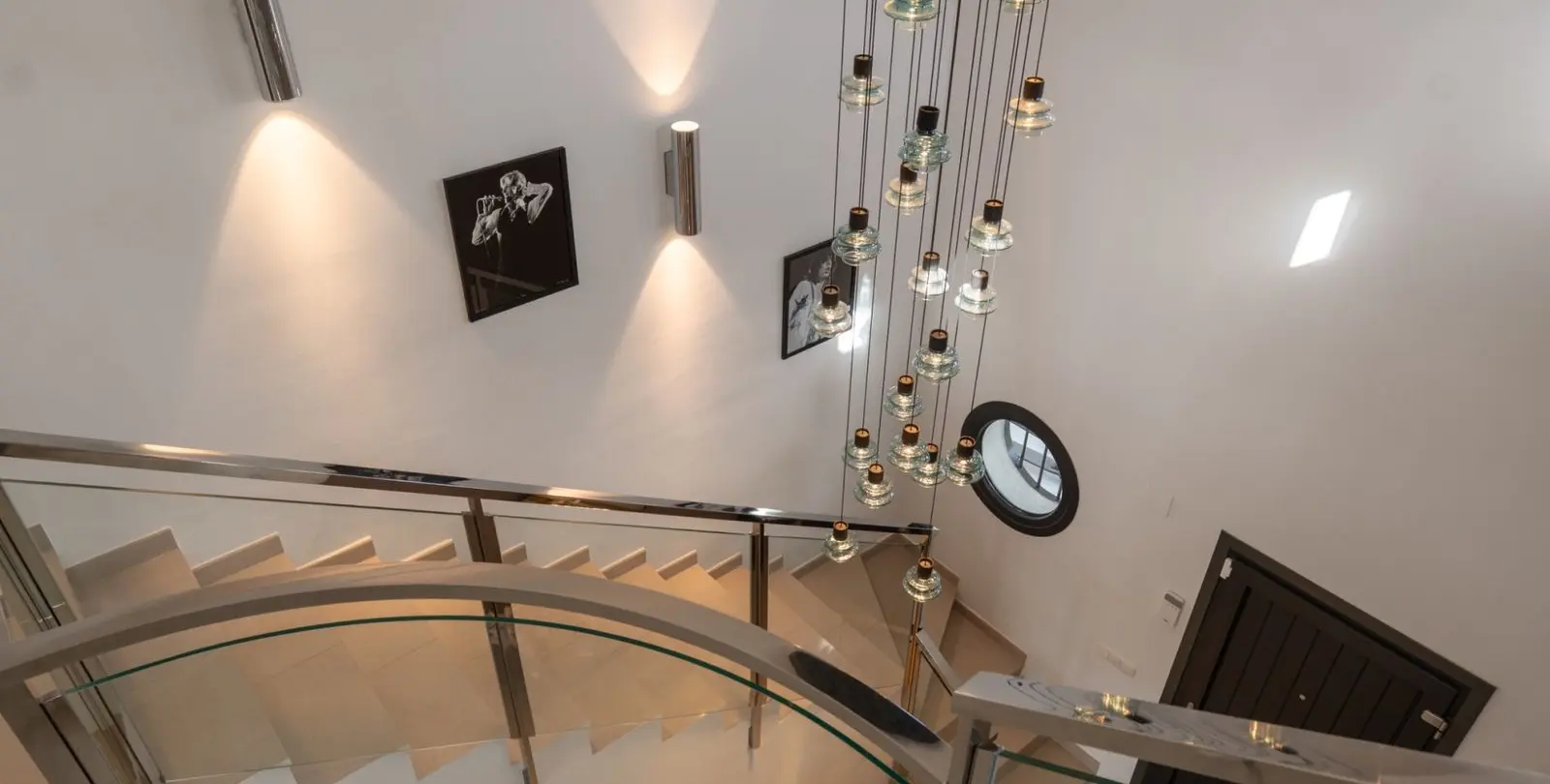 Venta de villa independiente en Nueva Andalucía 38