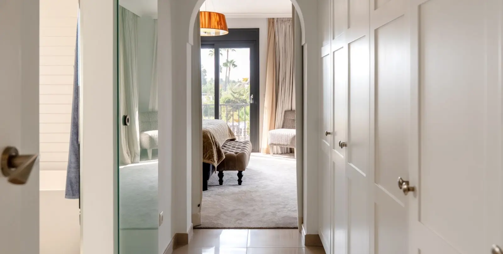 Venta de villa independiente en Nueva Andalucía 39