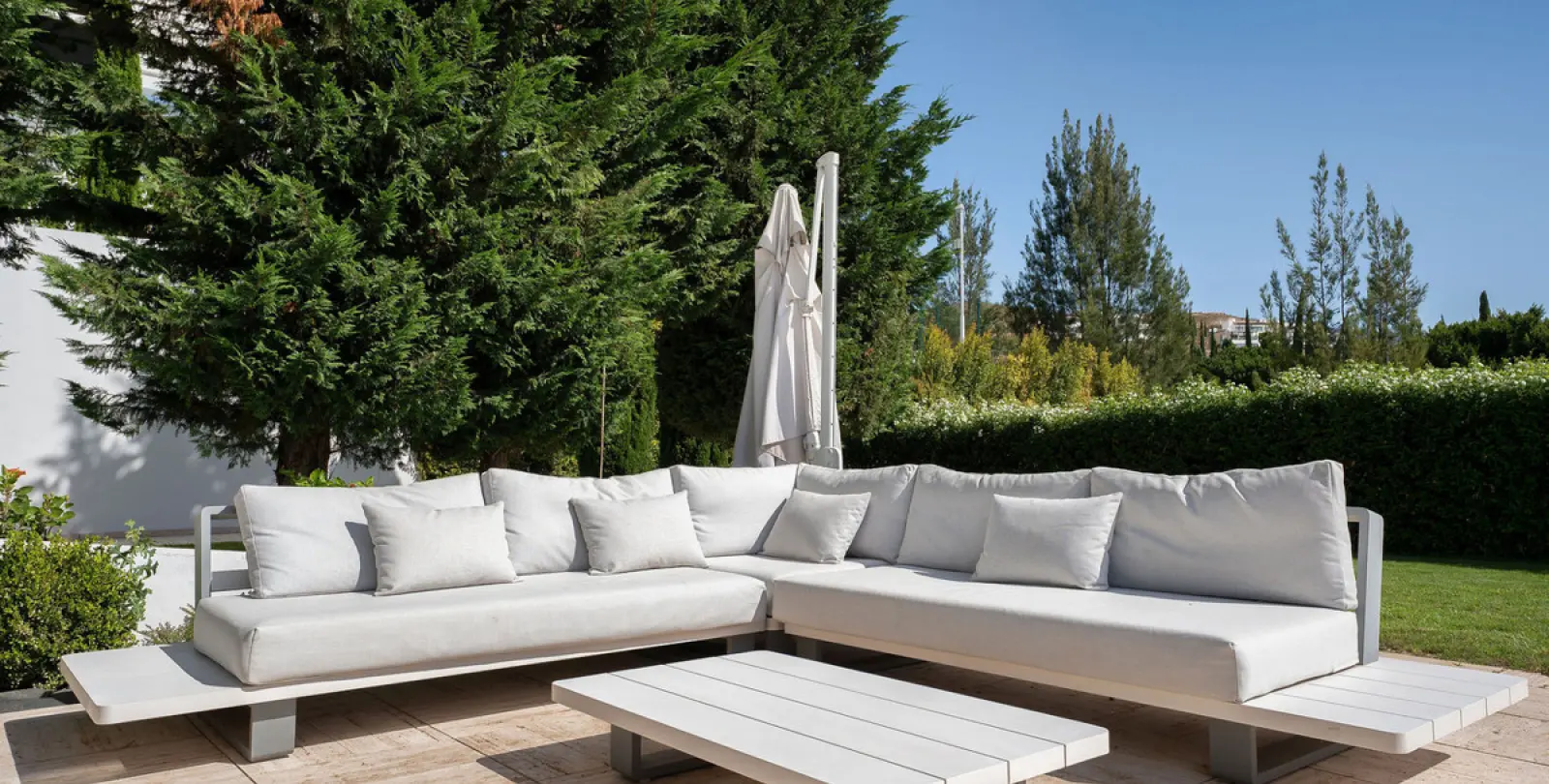 Short-term rent of detached villa in Los Flamingos 32