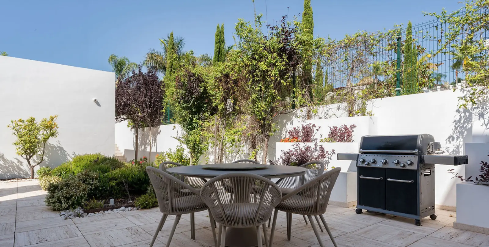 Short-term rent of detached villa in Los Flamingos 33