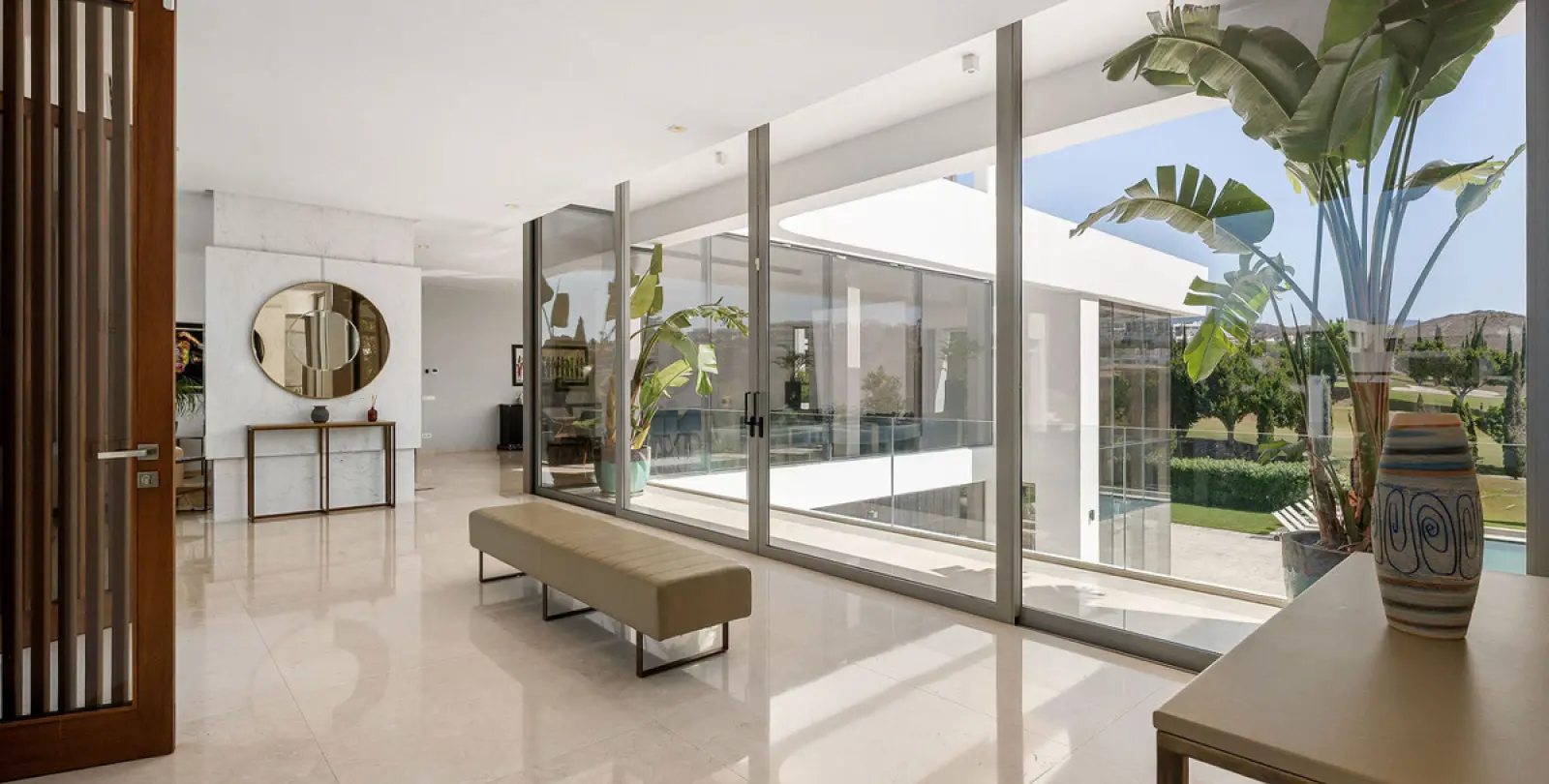 Short-term rent of detached villa in Los Flamingos 52